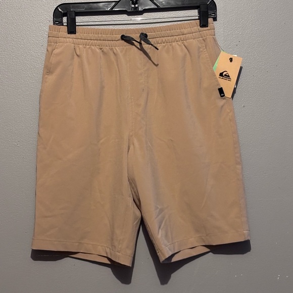Quiksilver Other - NWT Boys Quiksilver Khaki Amphibian Walkshorts